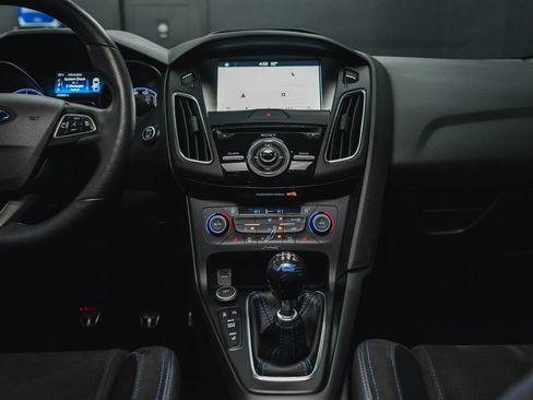 Used 2017 Ford Focus RS image 69
