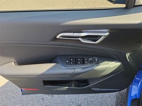 New 2026 Kia Sportage EX image 21