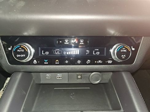 New 2026 Nissan Rogue Platinum AWD/4WD image 15