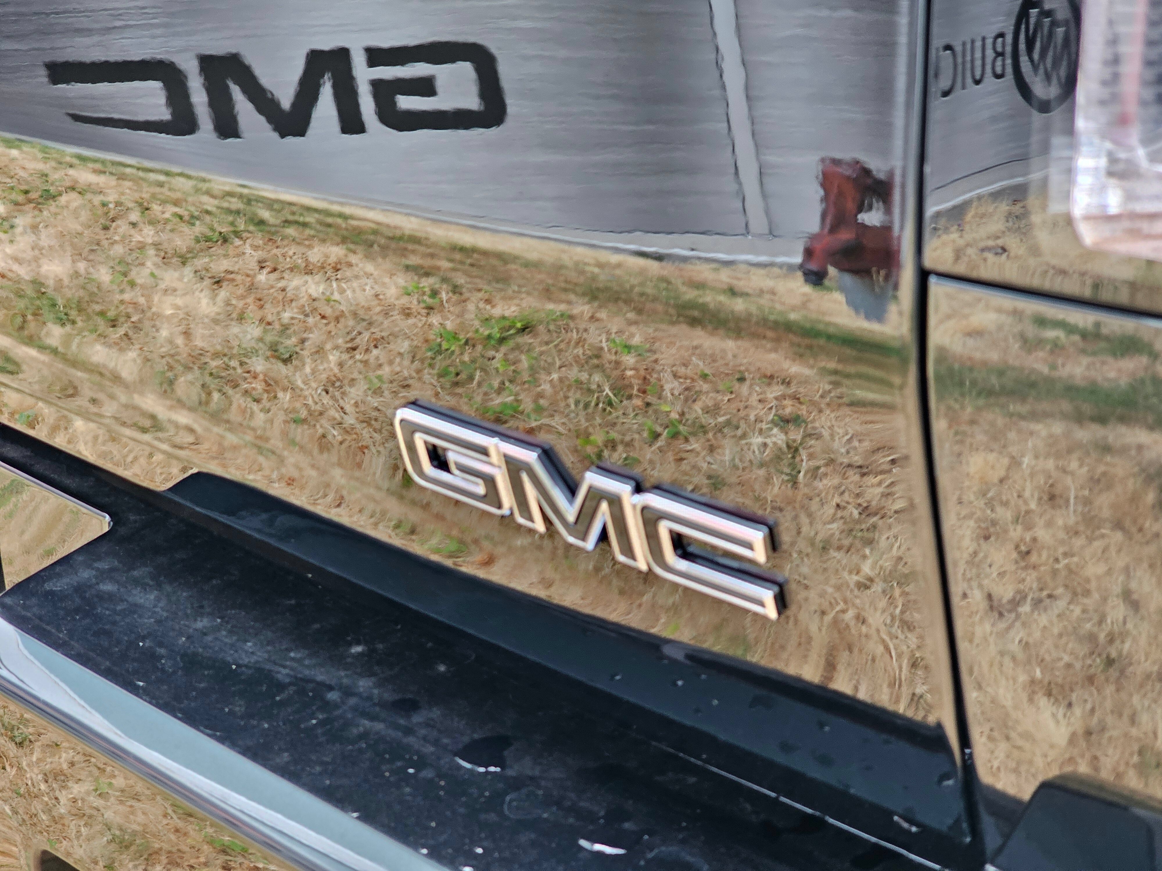 New 2024 GMC Hummer EV 2X AWD/4WD image 16