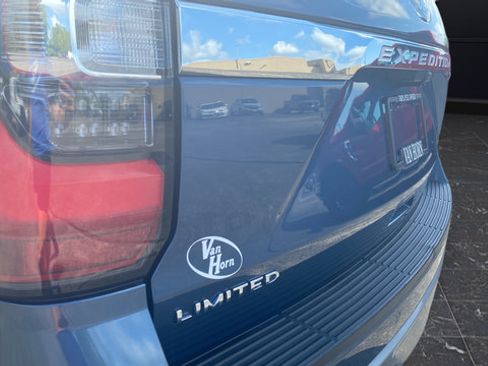 Used 2020 Ford Expedition Limited w/ Special Edition Package AWD/4WD image 35