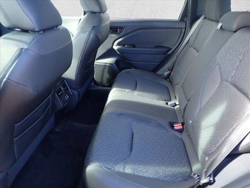 Used 2026 Subaru Forester Premium AWD/4WD image 9