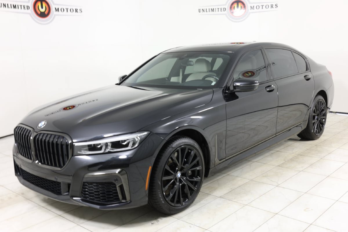 Used 2022 BMW 750i xDrive w/ Luxury Rear Seating Package AWD/4WD image 5