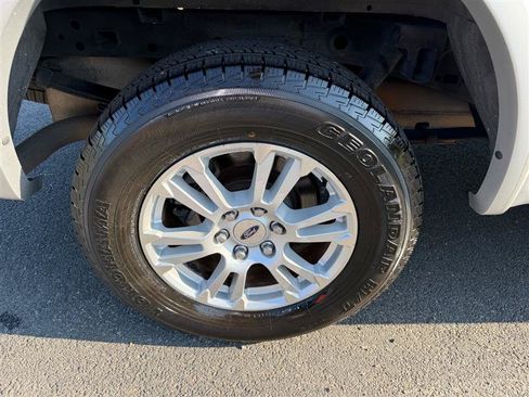 Used 2016 Ford F150 Lariat w/ Equipment Group 501A Mid AWD/4WD image 26