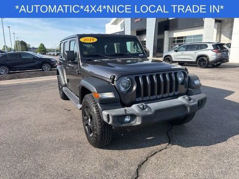 Used 2019 Jeep Wrangler Unlimited Sport S AWD/4WD image 3