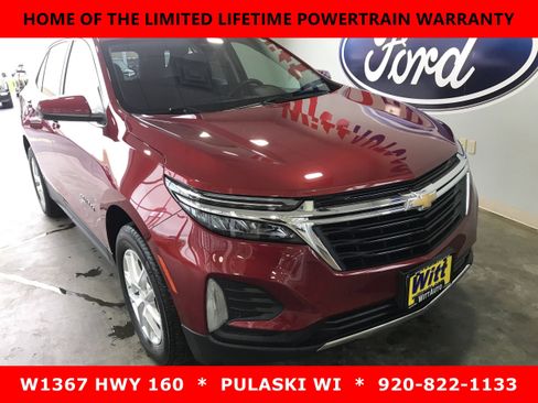 Used 2023 Chevrolet Equinox LT image 2