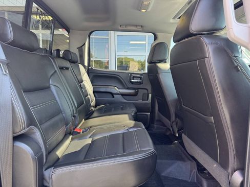 Used 2018 GMC Sierra 2500 Denali w/ Duramax Plus Package AWD/4WD image 38