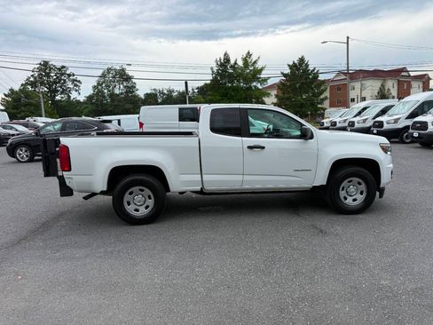 Used 2017 Chevrolet Colorado W/T RWD image 36