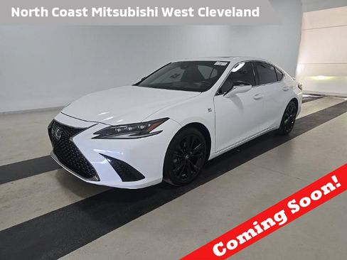 Used 2023 Lexus ES 300h F Sport FWD image 1