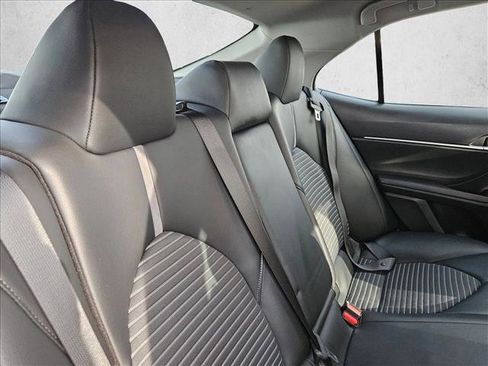 Used 2023 Toyota Camry SE image 21