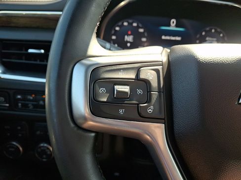 Used 2023 Chevrolet Tahoe Premier AWD/4WD image 24