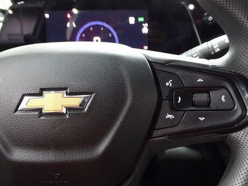 Used 2024 Chevrolet Trax LT FWD image 22