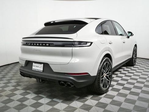 New 2026 Porsche Cayenne Coupe AWD/4WD image 30