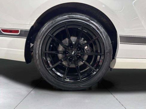 Used 2013 Ford Mustang Boss 302 w/ Boss 302 Accessory Pkg RWD image 61