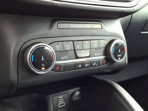 Certified 2025 Ford Escape Active w/ Cold Weather Package AWD/4WD image 24