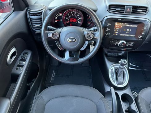 Used 2019 Kia Soul + FWD image 16