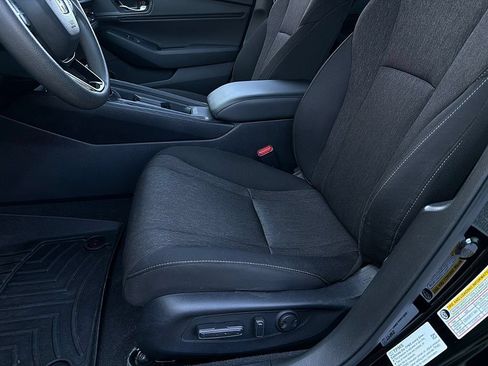 Used 2023 Honda Accord EX image 10