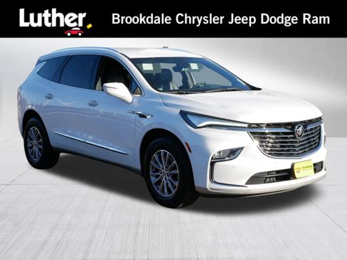 Used 2024 Buick Enclave Premium image 1