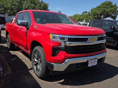 New 2026 Chevrolet Silverado 1500 LT w/ Z71 Off-Road Package AWD/4WD image 4