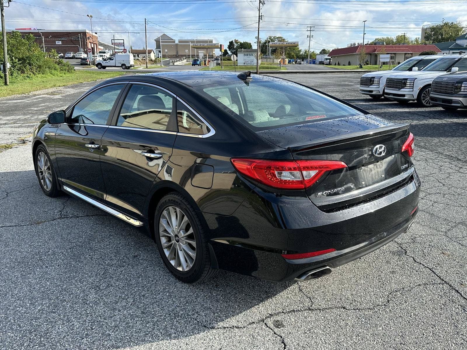 Used 2015 Hyundai Sonata Limited FWD image 6