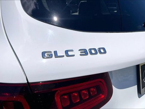 Used 2022 Mercedes-Benz GLC 300 4MATIC image 26