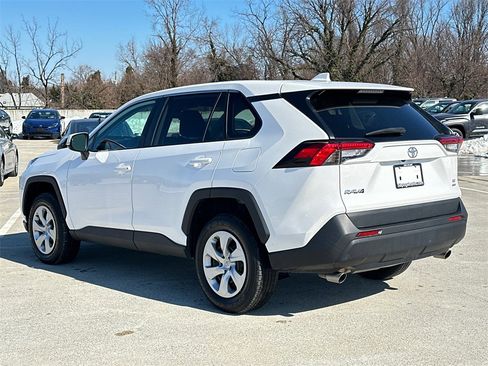 Certified 2023 Toyota RAV4 LE image 3