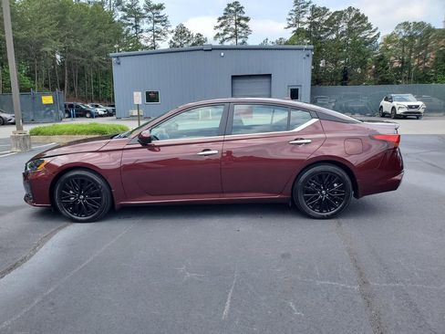 Certified 2025 Nissan Altima 2.5 SV w/ SV Special Edition Package FWD image 8
