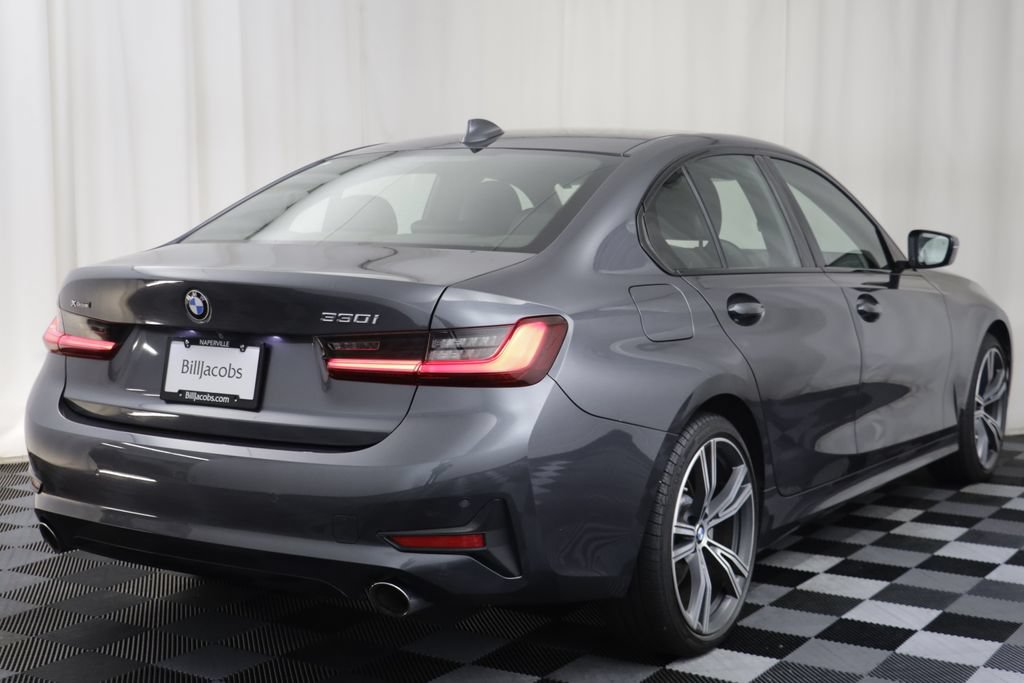 Used 2022 BMW 330i xDrive Sedan w/ Driving Assistance Package AWD/4WD image 16
