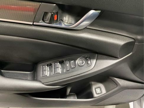 Used 2022 Honda Accord Sport Special Edition image 11