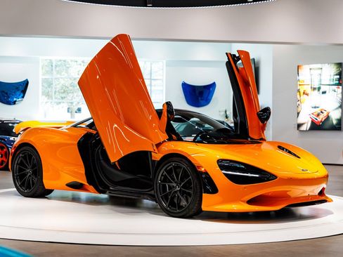 New 2026 McLaren 750S TechLux image 35