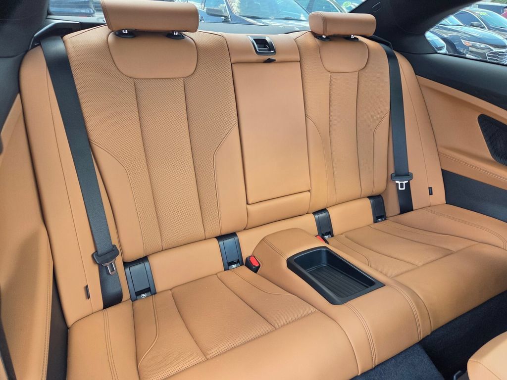 Used 2025 BMW 230i Coupe w/ M Sport Package RWD image 14