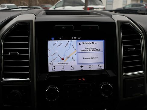 Used 2016 Ford F150 Lariat image 21