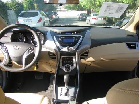 Used 2011 Hyundai Elantra GLS w/ Preferred Equipment Pkg 3 image 16