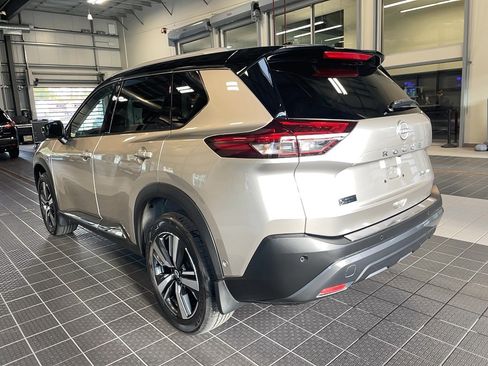 Used 2023 Nissan Rogue SL w/ SL Premium Package image 24