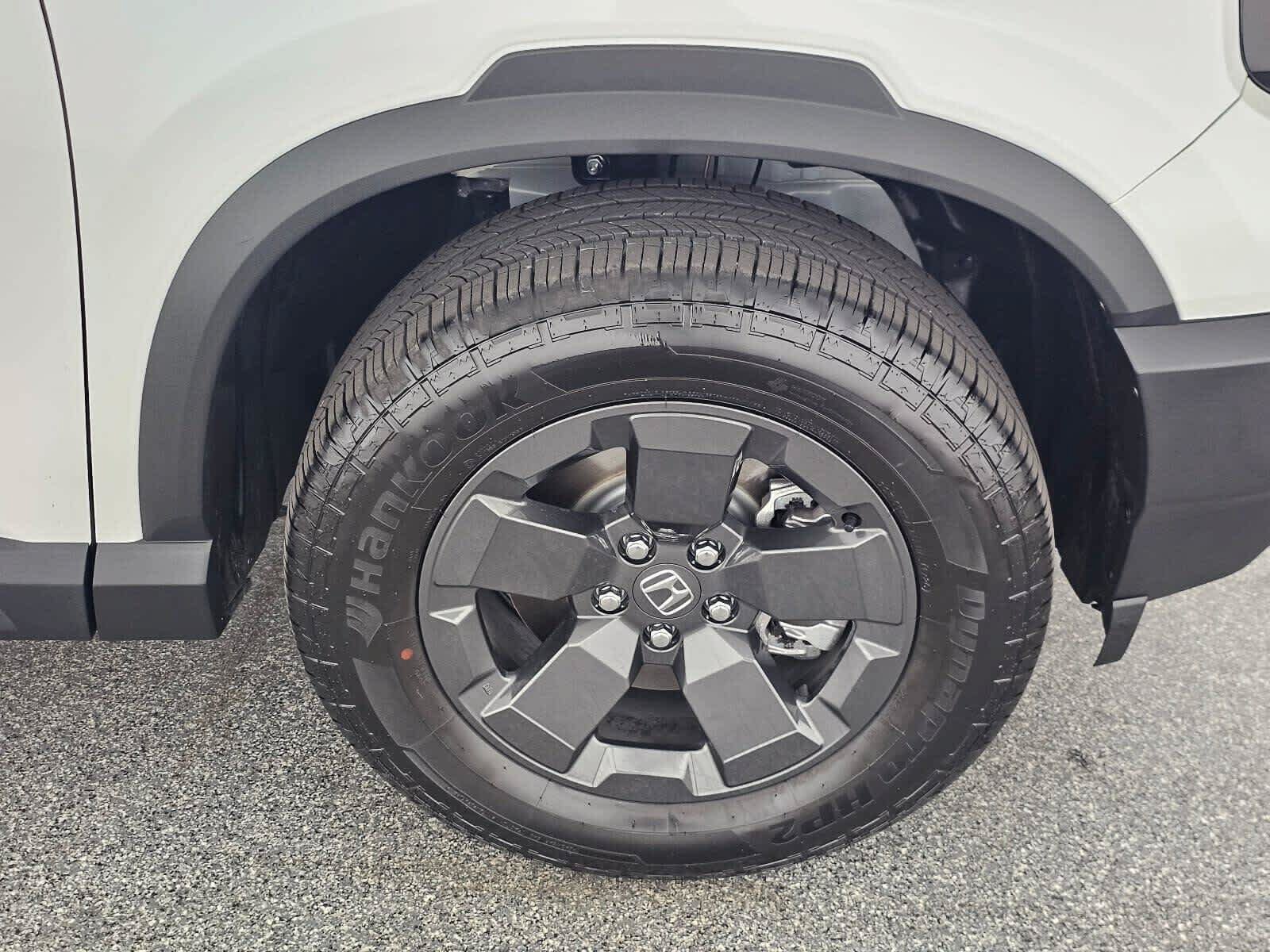 Certified 2026 Honda Passport RTL image 9