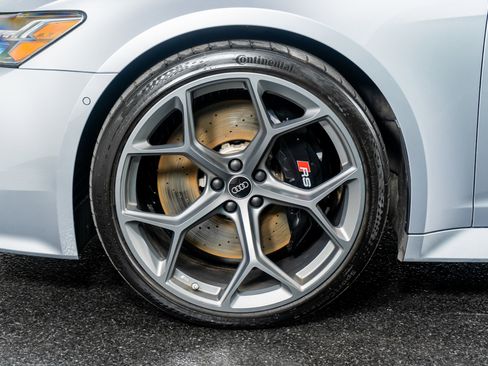 Used 2025 Audi RS 6 performance image 20