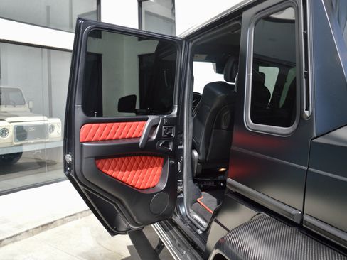 Used 2016 Mercedes-Benz G 63 AMG 4MATIC image 15