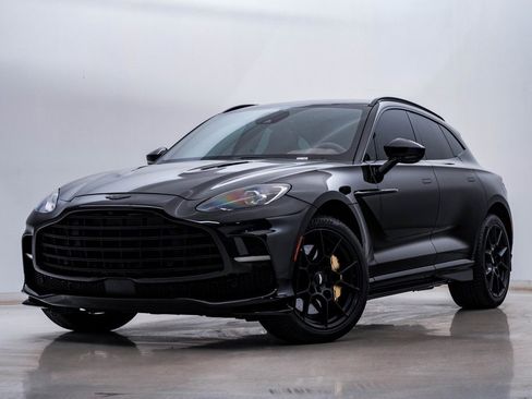Used 2023 Aston Martin DBX 707 image 1