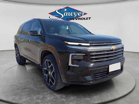 New 2026 Chevrolet Traverse High Country w/ LPO, Floor Liner Package AWD/4WD image 7