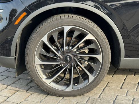 Used 2023 Lincoln Aviator Reserve w/ Equipment Group 201A image 13