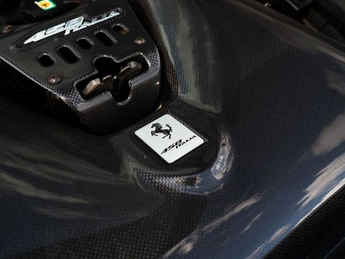 Used 2012 Ferrari 458 Italia Coupe RWD image 33