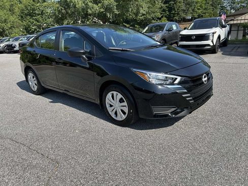 Certified 2025 Nissan Versa S w/ Trunk Package FWD image 7