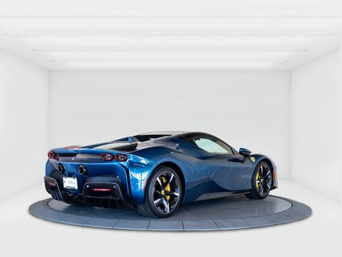 Certified 2025 Ferrari SF90 Spider image 5