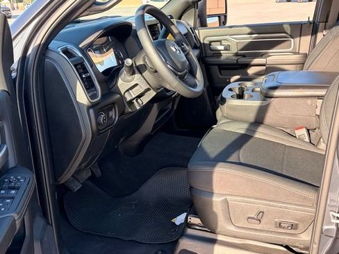 Used 2025 RAM 2500 Big Horn AWD/4WD image 10