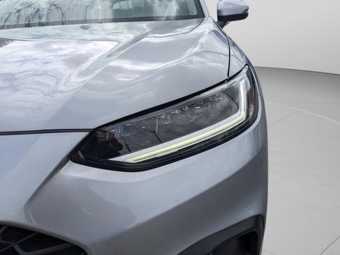 Used 2025 Honda HR-V LX image 10