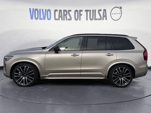 New 2026 Volvo XC90 B6 Ultra w/ Lounge Package image 2