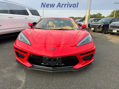 Used 2021 Chevrolet Corvette Stingray Premium Cpe w/ Z51 Performance Package RWD image 2