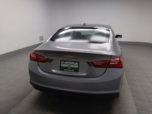Used 2025 Chevrolet Malibu LT FWD image 7