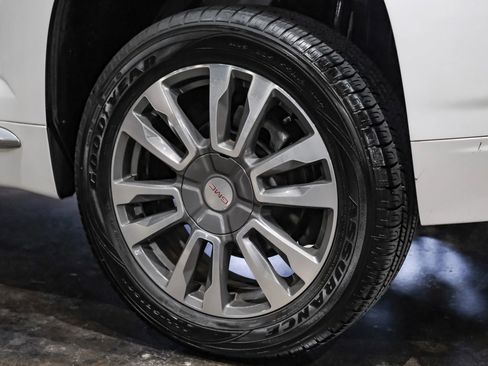 Used 2017 GMC Terrain Denali image 46