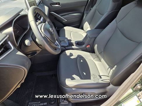 Used 2026 Toyota Corolla Cross XLE w/ Convenience Package FWD image 10